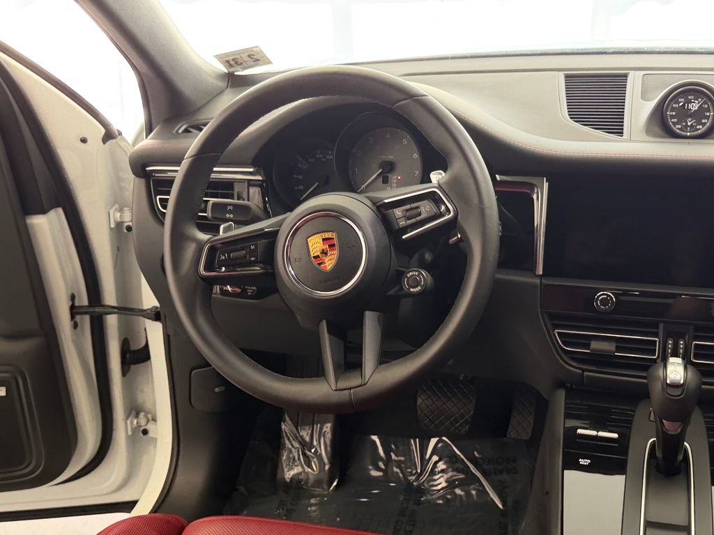 Certified 2026 Porsche Macan S AWD/4WD image 20