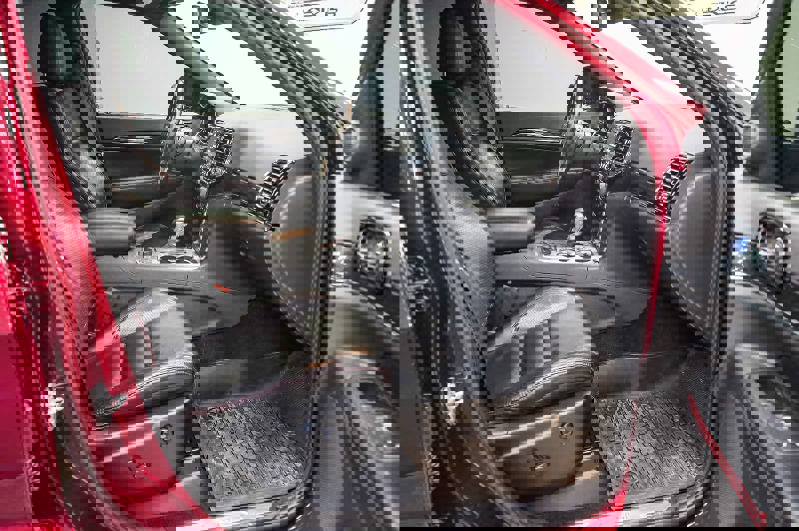 Used 2019 Jeep Grand Cherokee Trailhawk w/ Trailhawk Luxury Group image 17