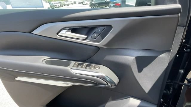 New 2026 Chevrolet Traverse LT w/ LPO, Floor Liner Package FWD image 25