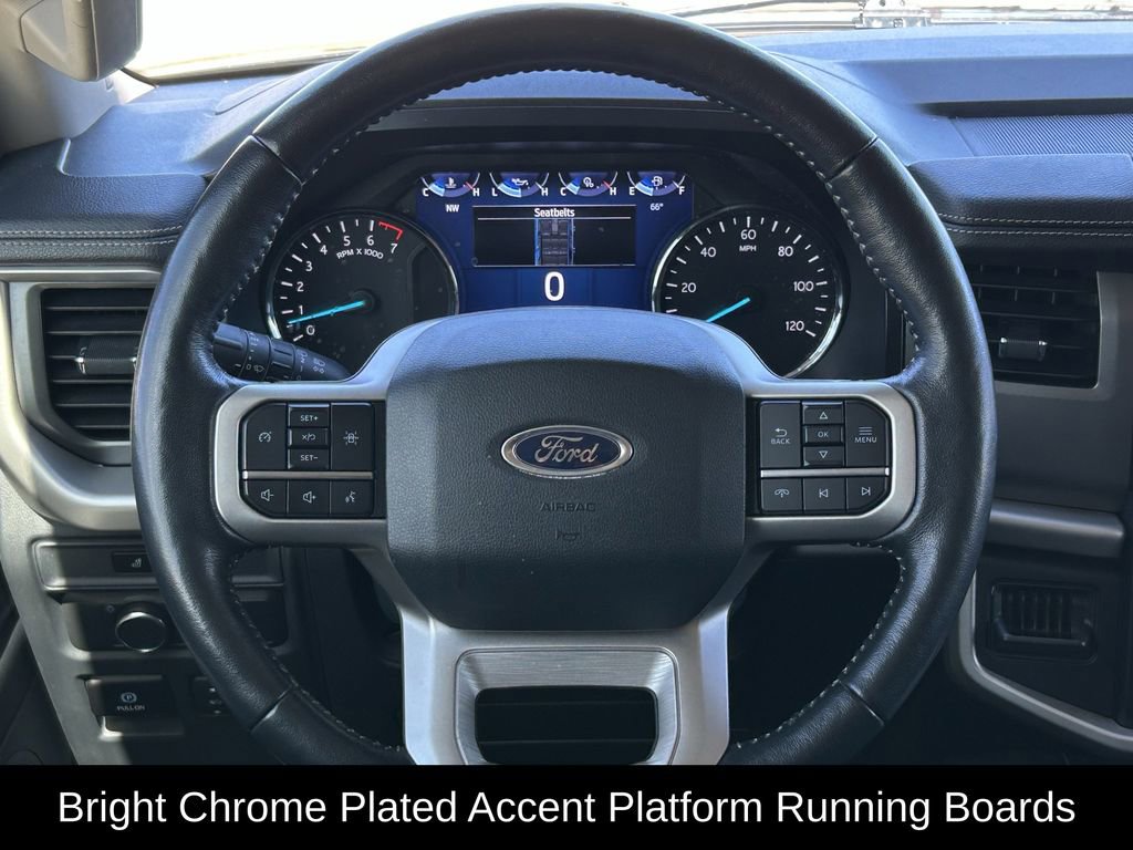 Used 2022 Ford Expedition XLT image 14