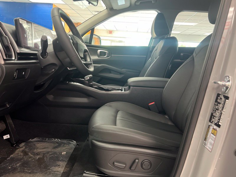 New 2026 Kia Sorento S AWD/4WD image 17