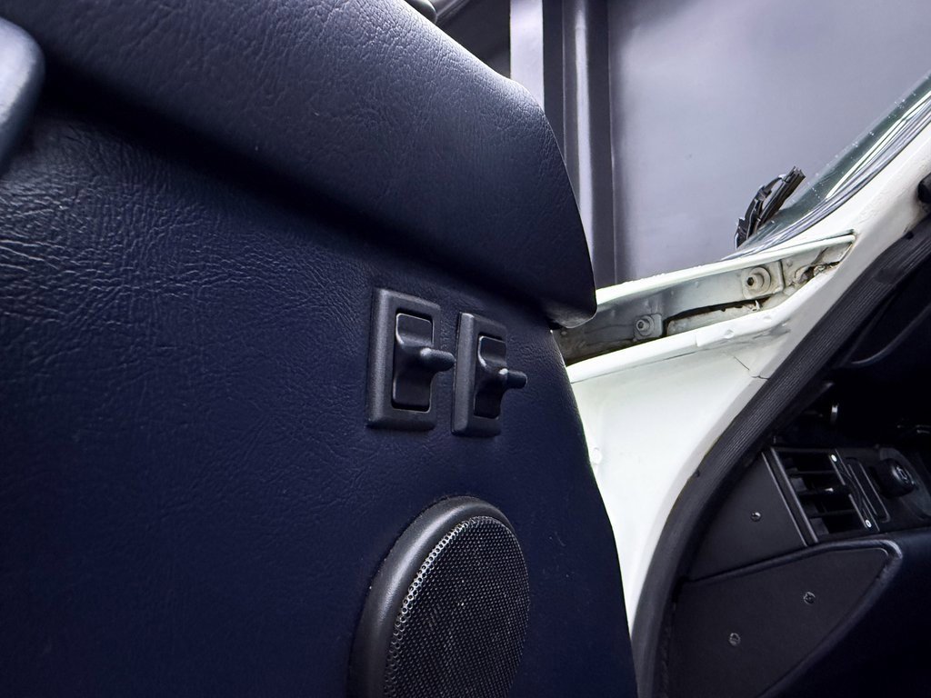 Used 1992 Porsche 911 Carrera image 15