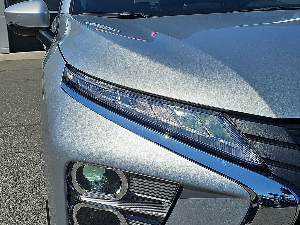 Used 2025 Mitsubishi Eclipse Cross SE image 9