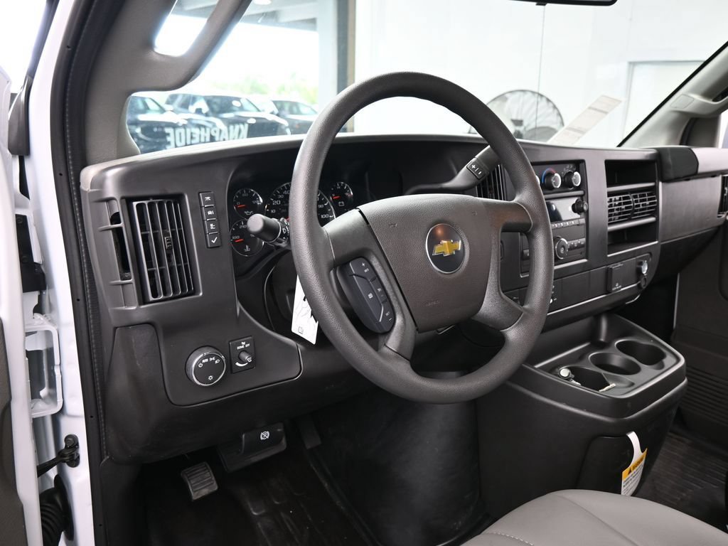 New 2026 Chevrolet Express 2500 Extended w/ Driver Convenience Package RWD image 10