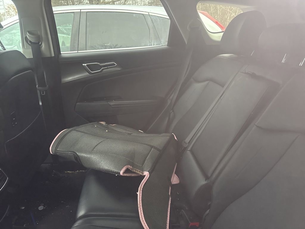 Certified 2023 Kia Sportage EX image 6