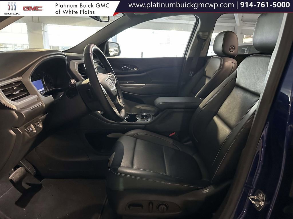 Used 2023 GMC Acadia SLT w/ Elevation Edition image 21