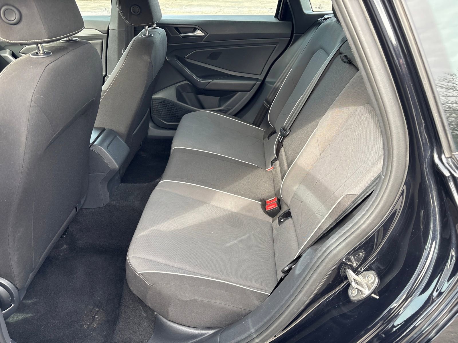 Used 2025 Volkswagen Jetta Sport image 25