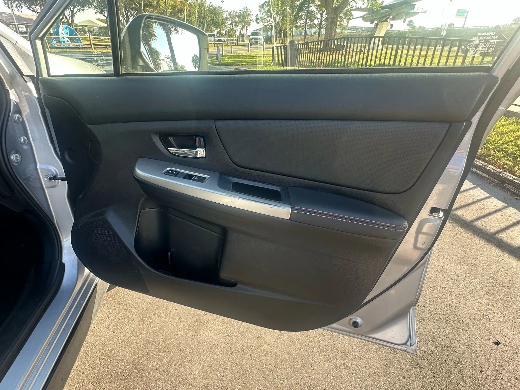 Used 2017 Subaru Crosstrek 2.0i Limited image 24