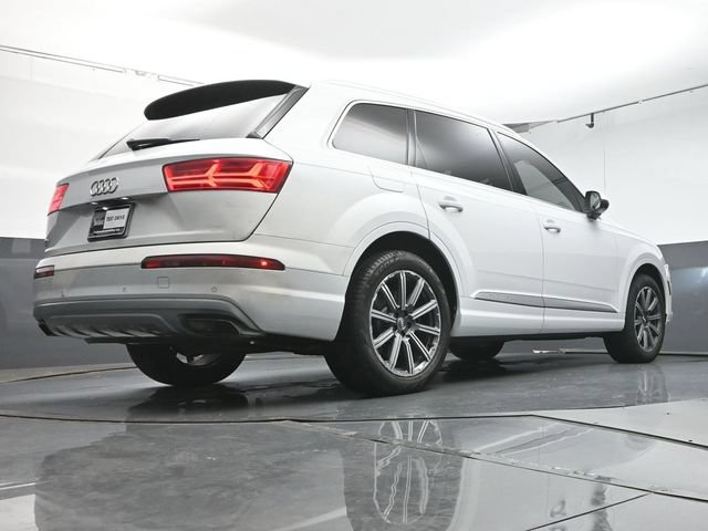 Used 2017 Audi Q7 3.0T Premium Plus w/ Premium Plus Package AWD/4WD image 37