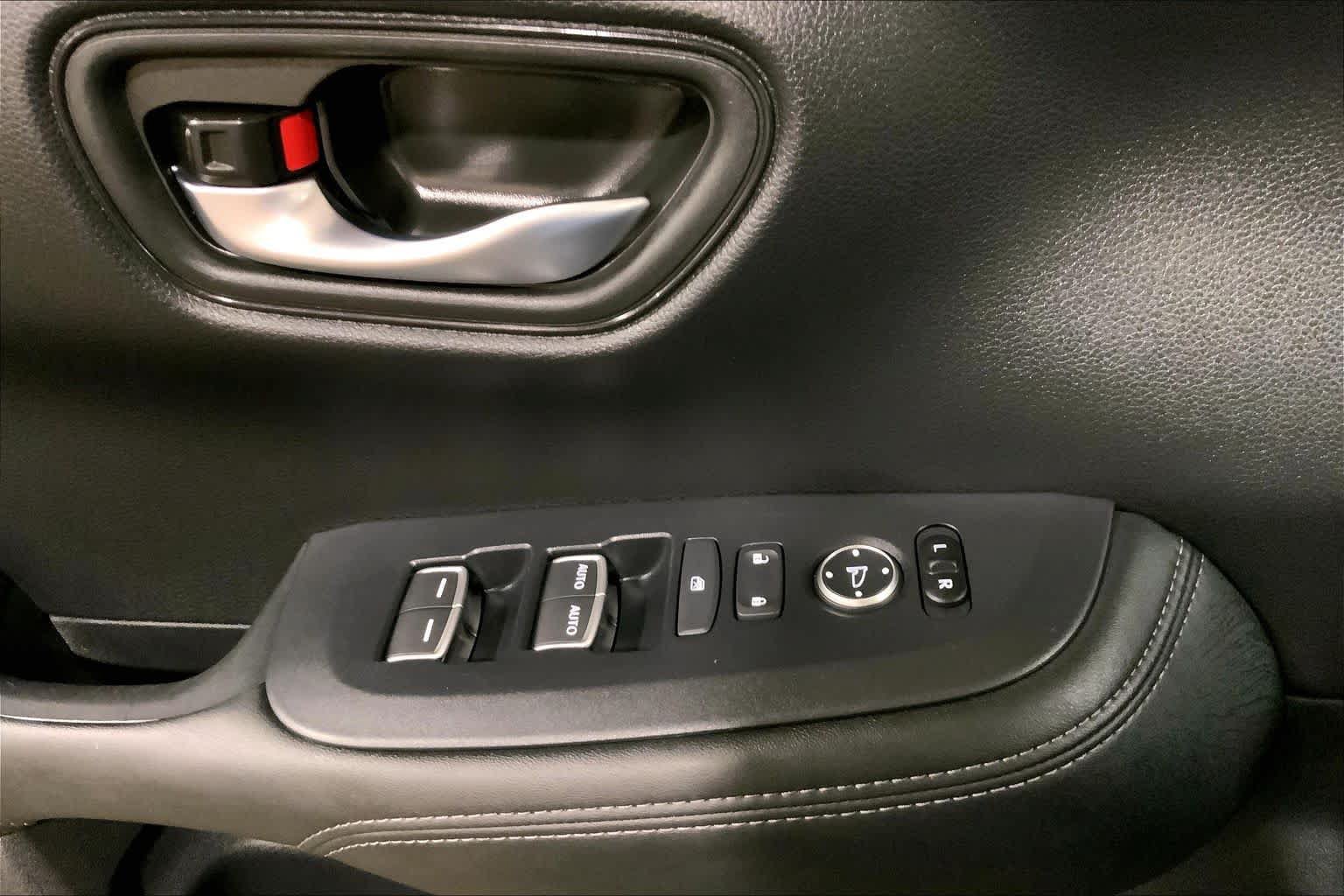 Used 2025 Honda HR-V EX-L image 34