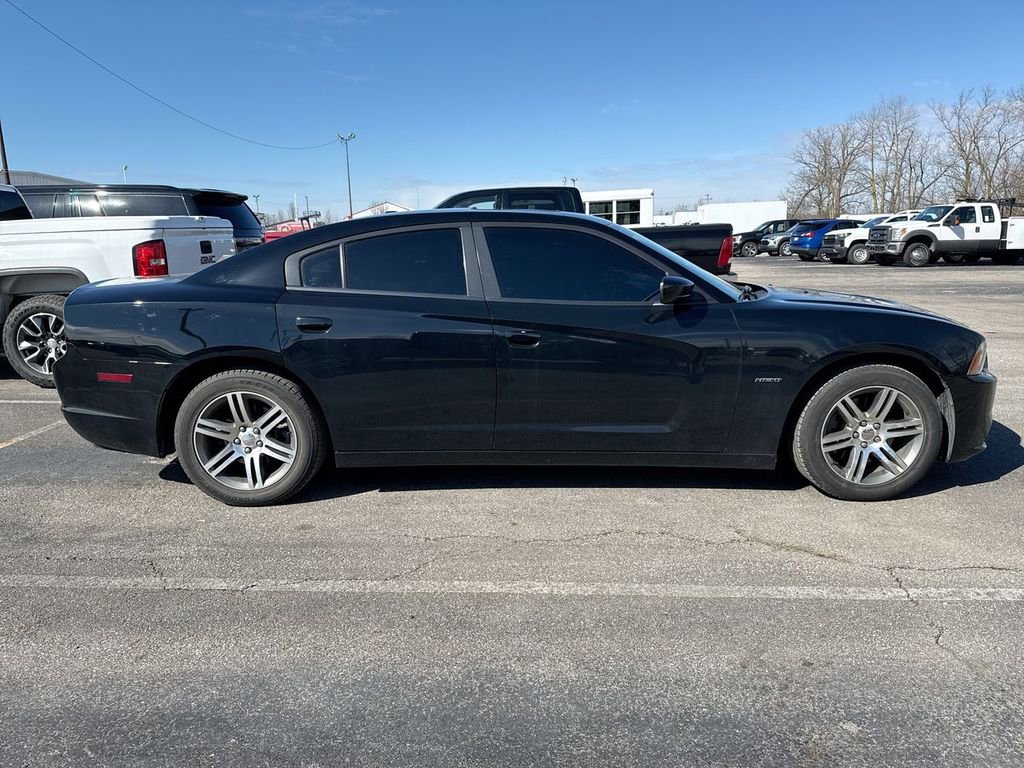 Used 2013 Dodge Charger R/T image 5