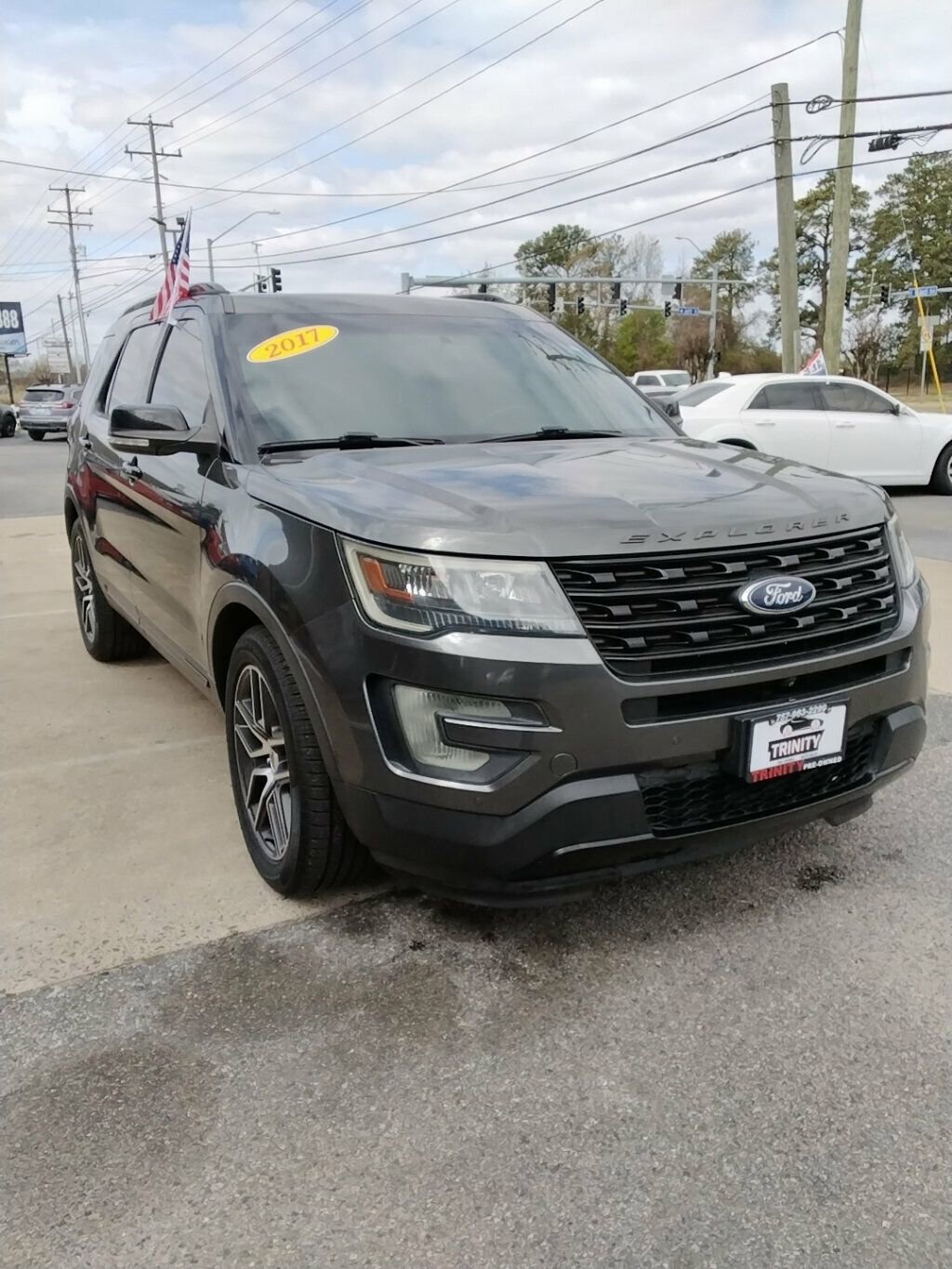 Used 2017 Ford Explorer Sport w/ Equipment Group 401A AWD/4WD image 5