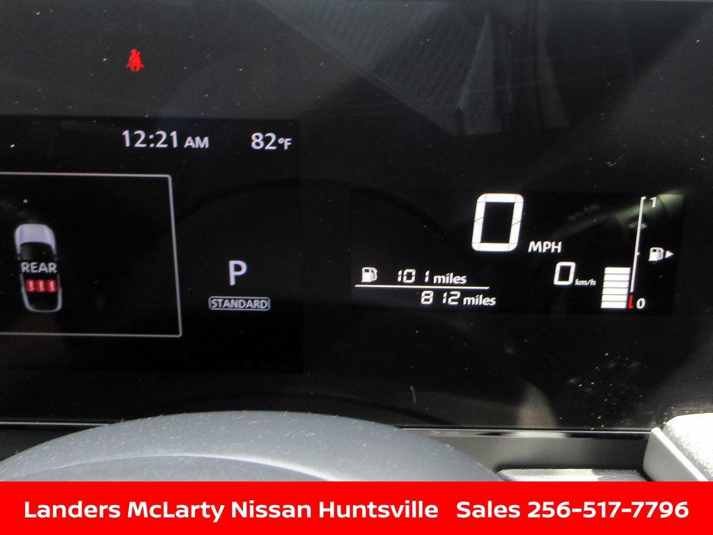 Used 2025 Nissan Kicks SV w/ Illumination Package image 24