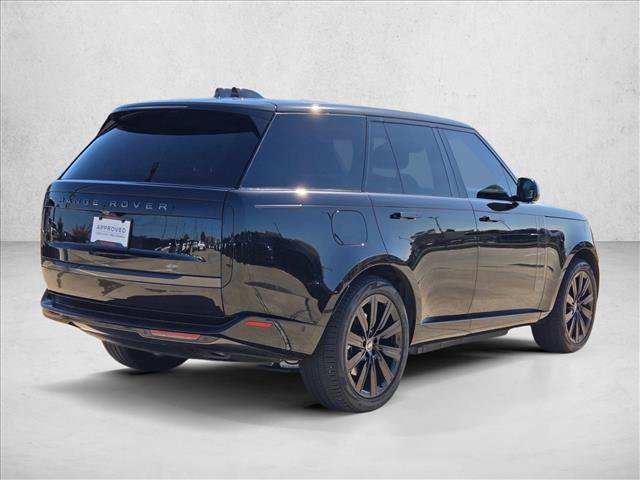 Used 2025 Land Rover Range Rover SE AWD/4WD image 5