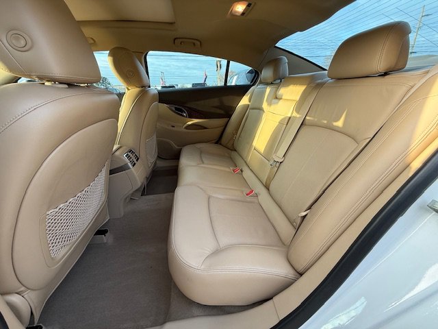 Used 2012 Buick LaCrosse Touring image 7