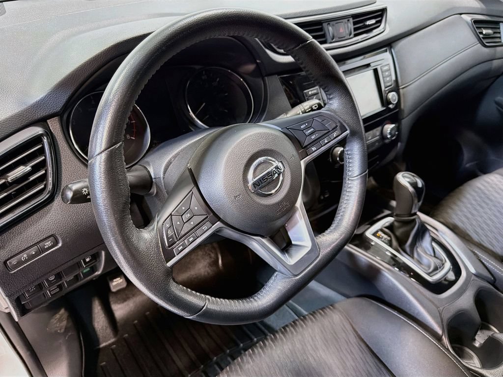 Used 2019 Nissan Rogue S w/ Special Edition Package AWD/4WD image 9