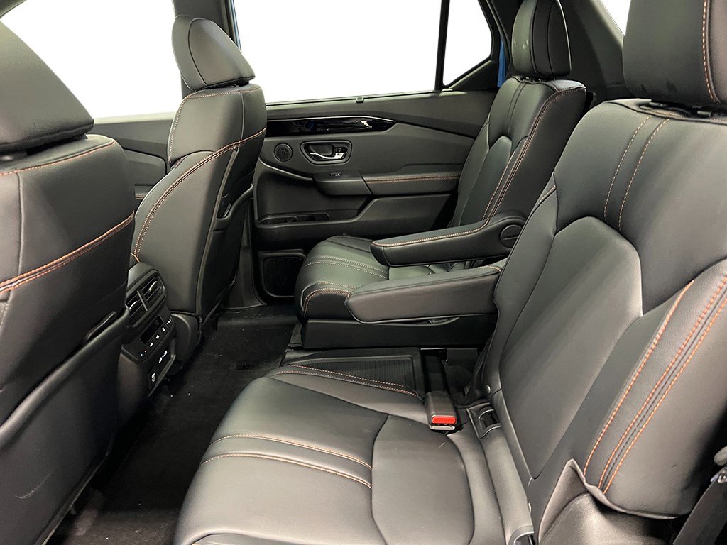 New 2025 Honda Pilot TrailSport image 24