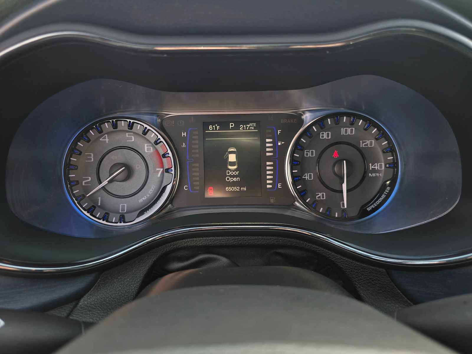 Used 2016 Chrysler 200 S FWD image 27
