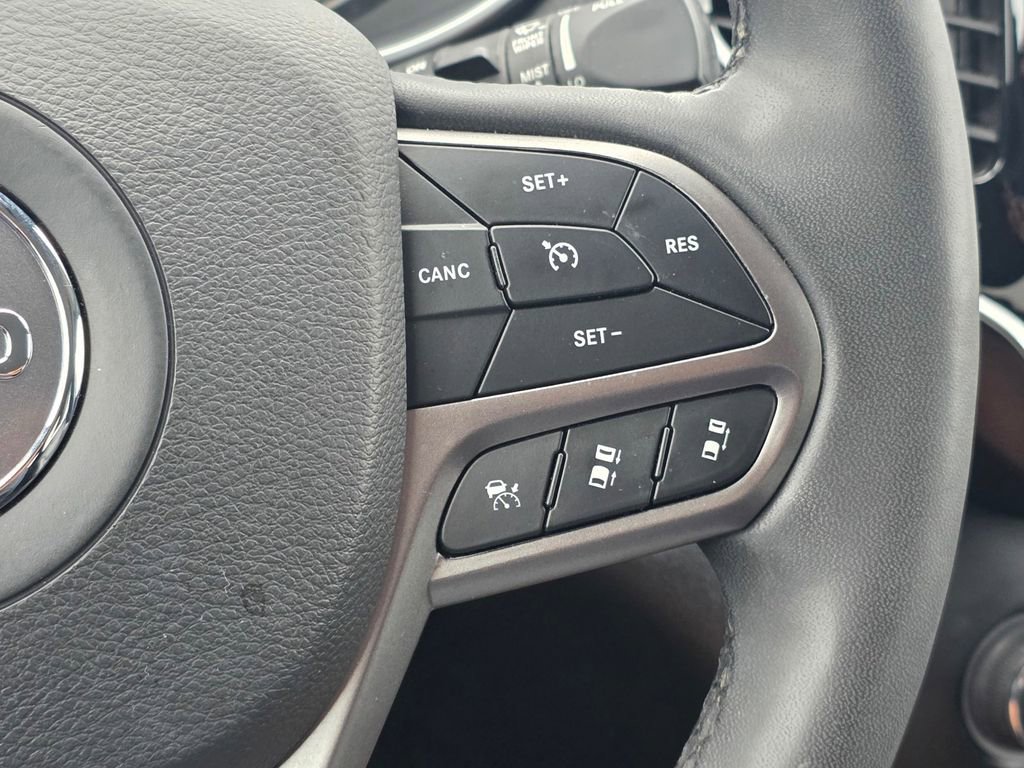 Certified 2021 Jeep Cherokee Limited w/ Elite Package image 36