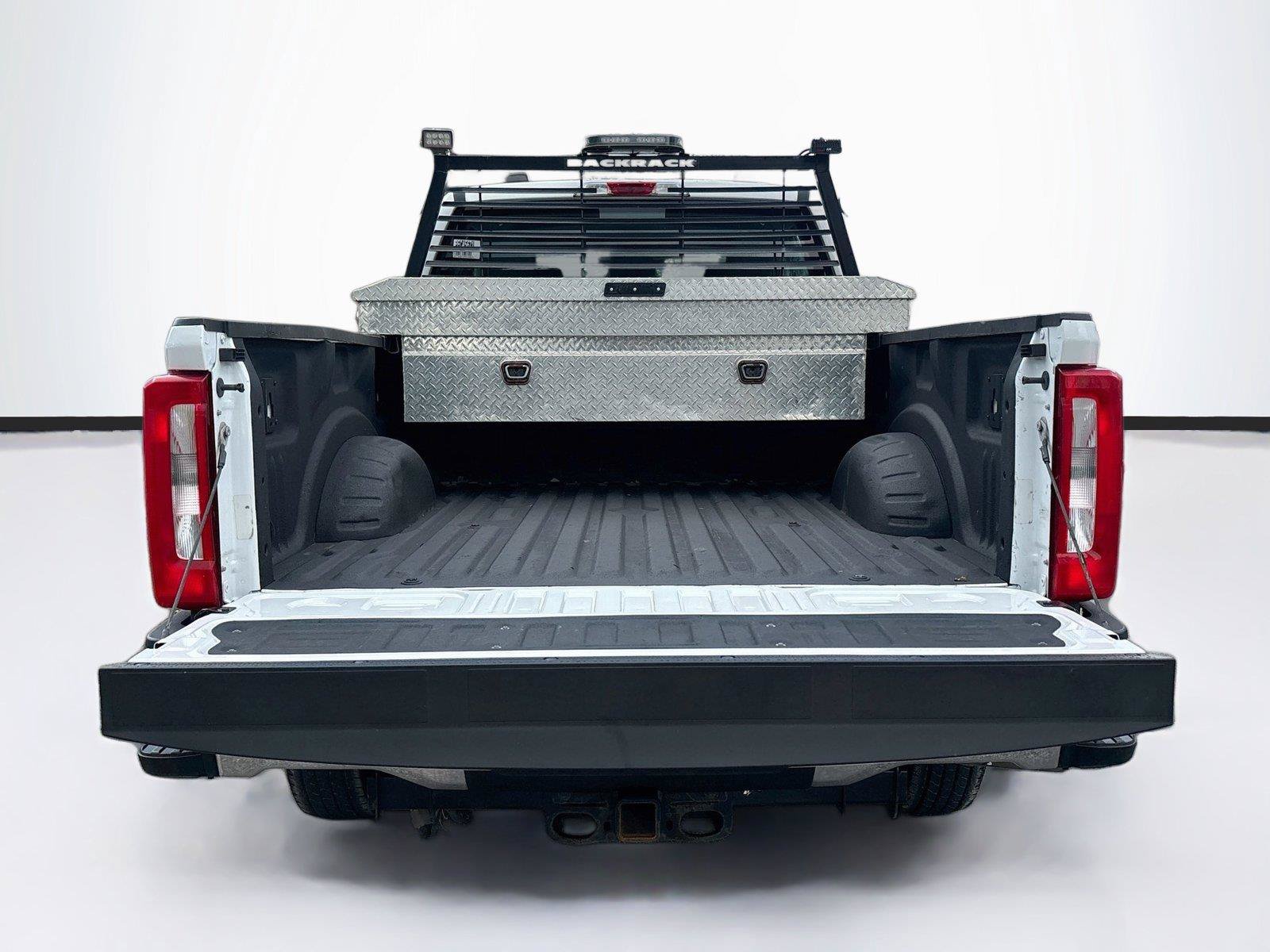 Used 2023 Ford F250 XL w/ FX4 Off-Road Package AWD/4WD image 17