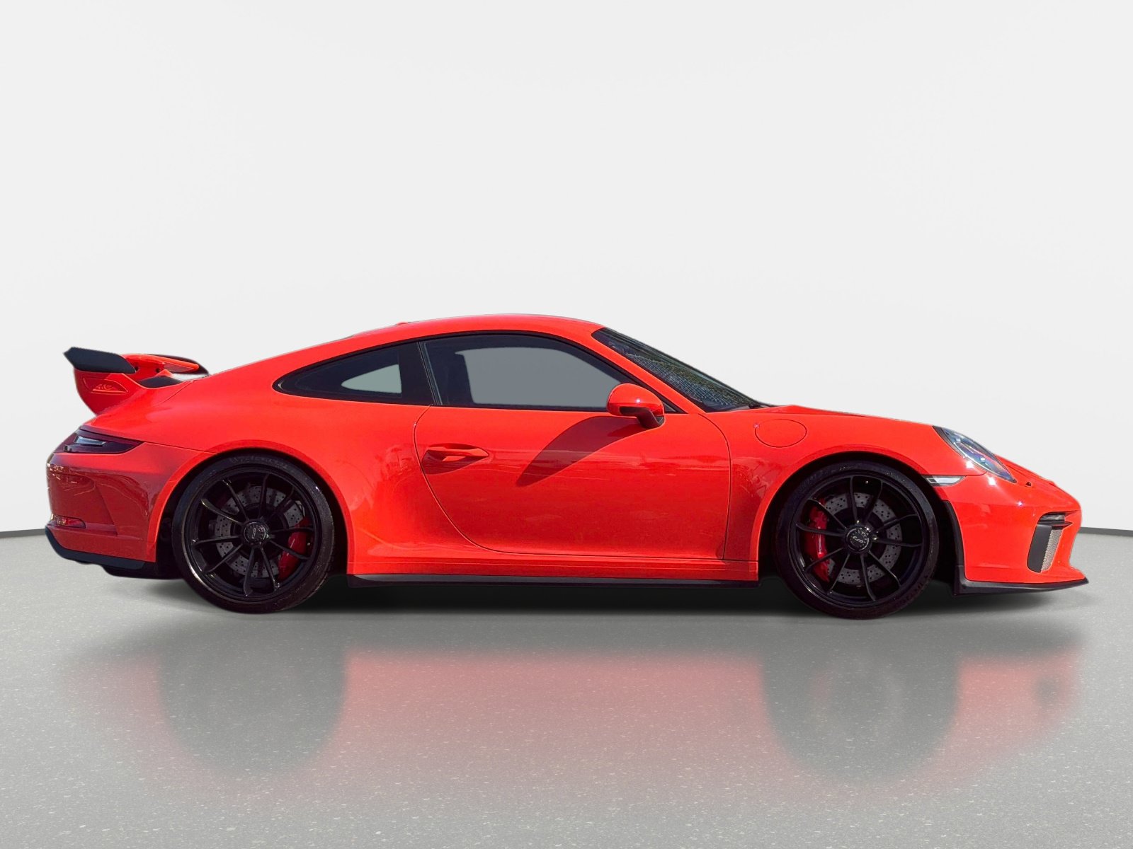 Used 2018 Porsche 911 GT3 RWD image 2