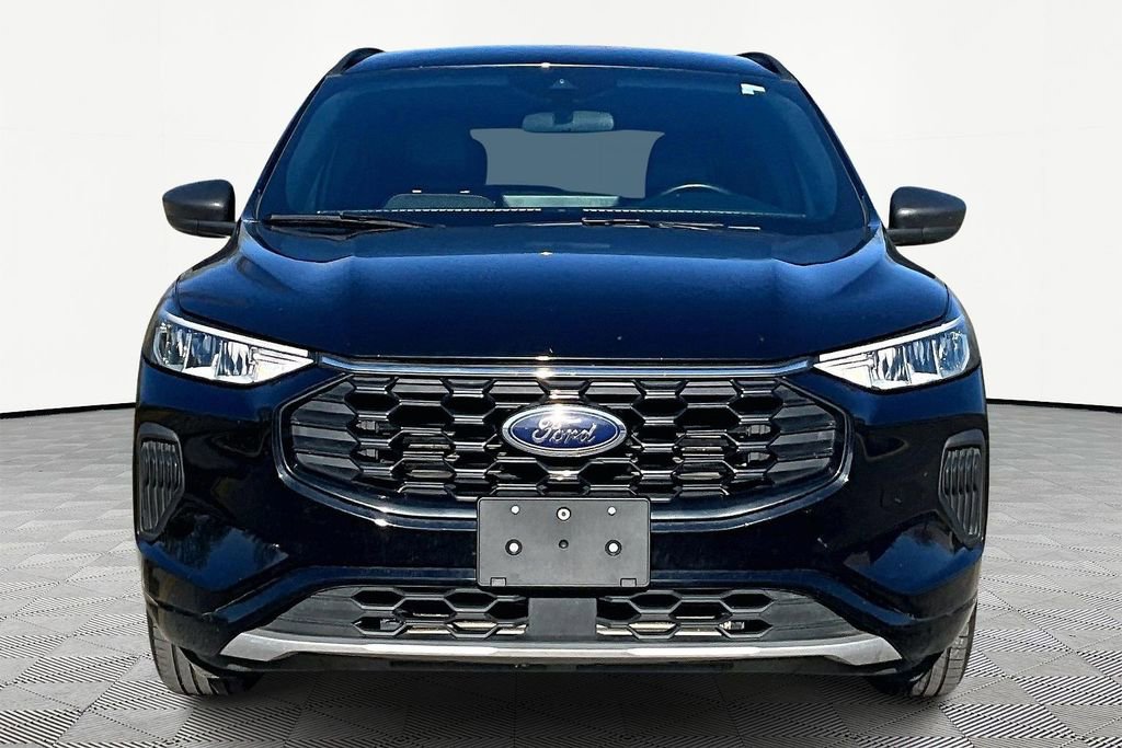 Certified 2023 Ford Escape ST-Line w/ Tech Pack #1 FWD image 2