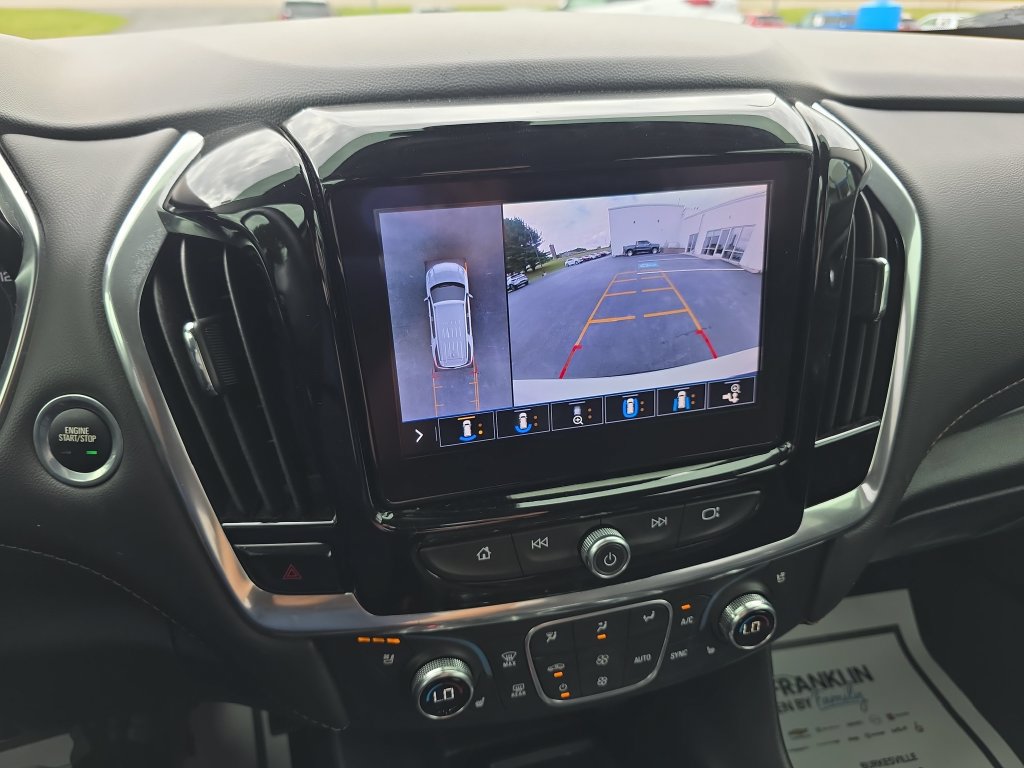 Used 2020 Chevrolet Traverse Premier w/ Redline Edition FWD image 17