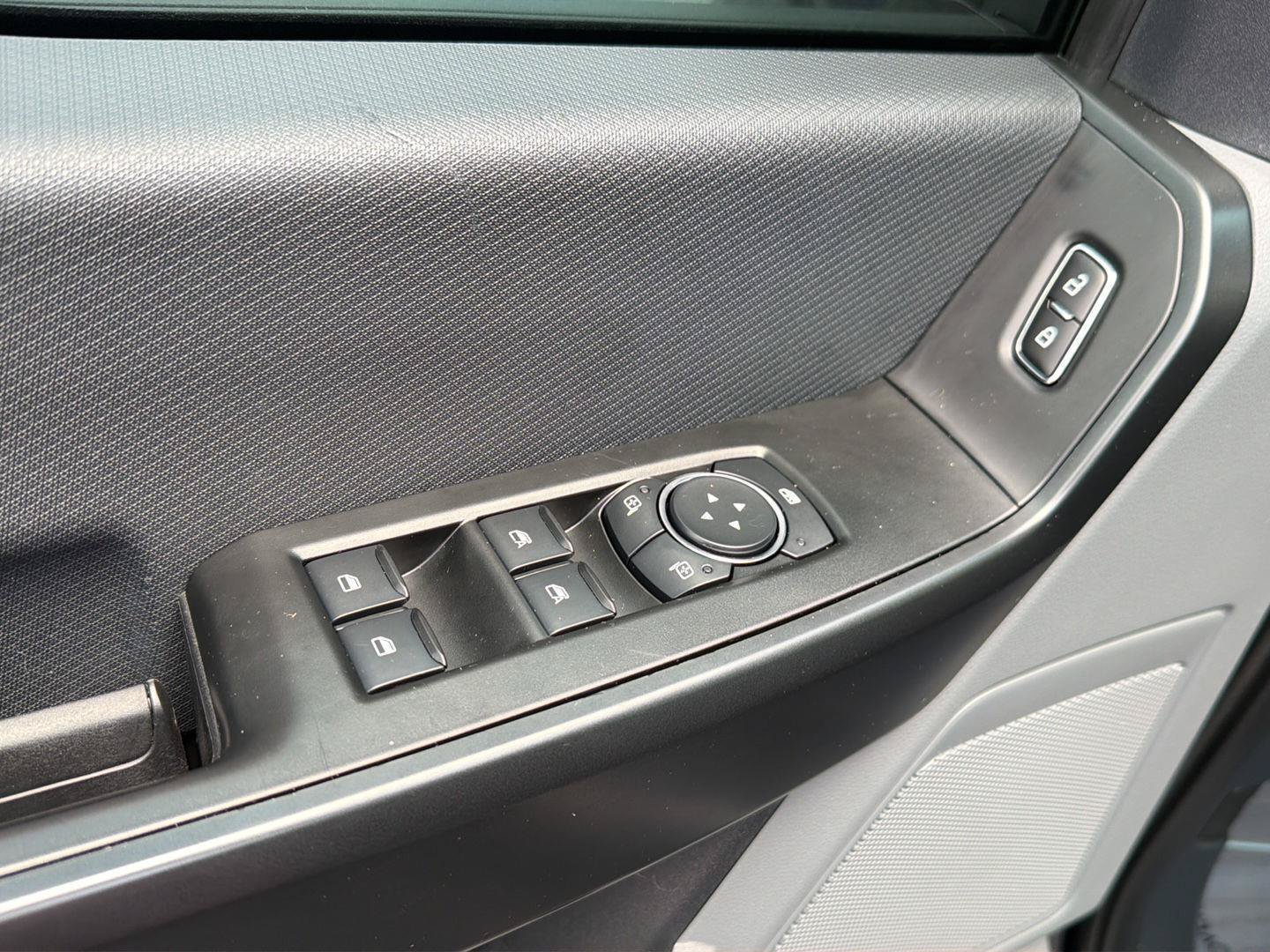 Used 2025 Ford F150 XL AWD/4WD image 32