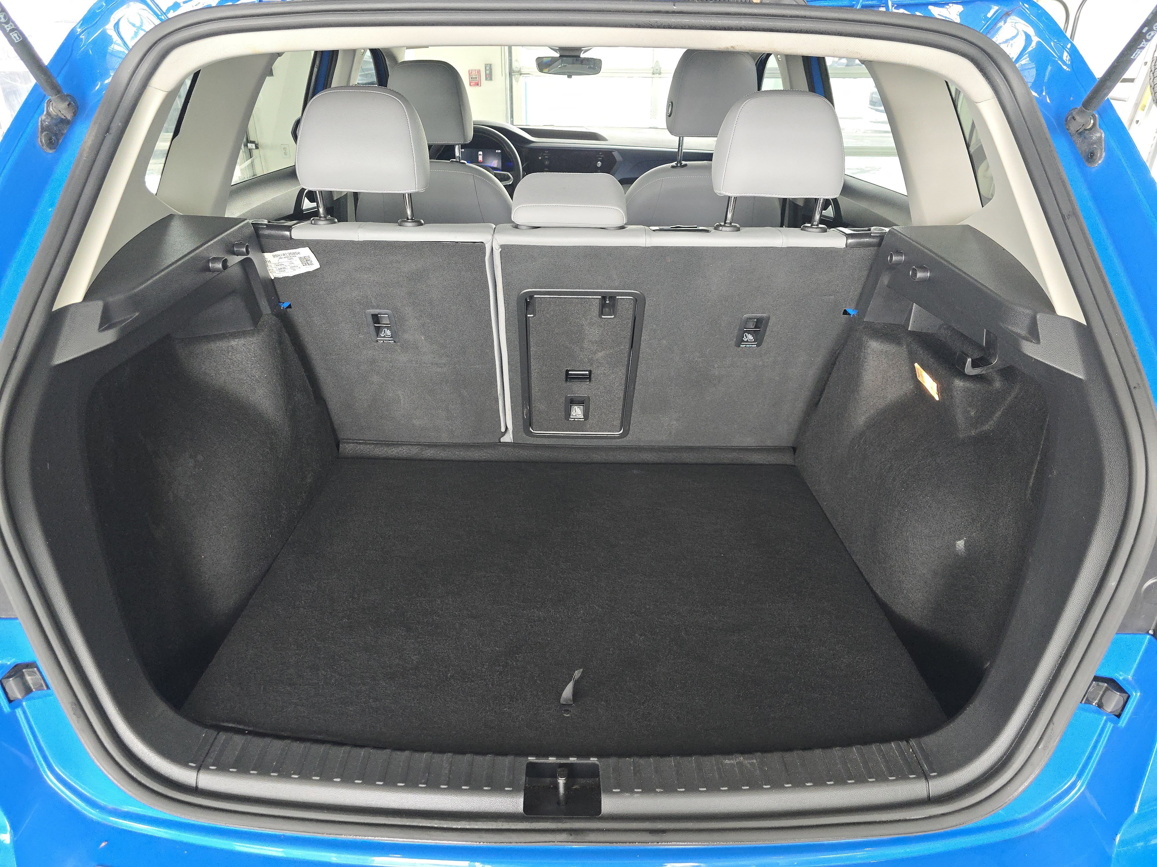 Used 2023 Volkswagen Taos SE image 29