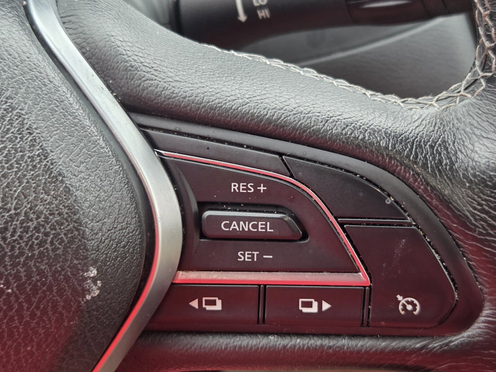 Used 2018 INFINITI Q50 Luxe w/ Essential Package (3.0T Luxe) image 26