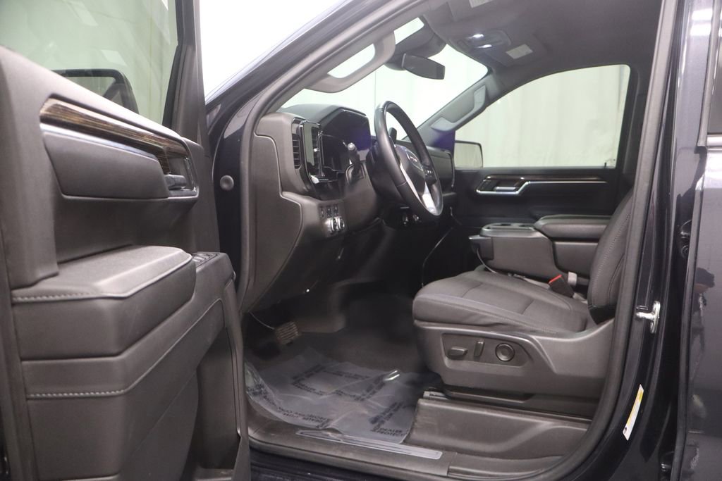 Used 2023 GMC Sierra 1500 Elevation image 11