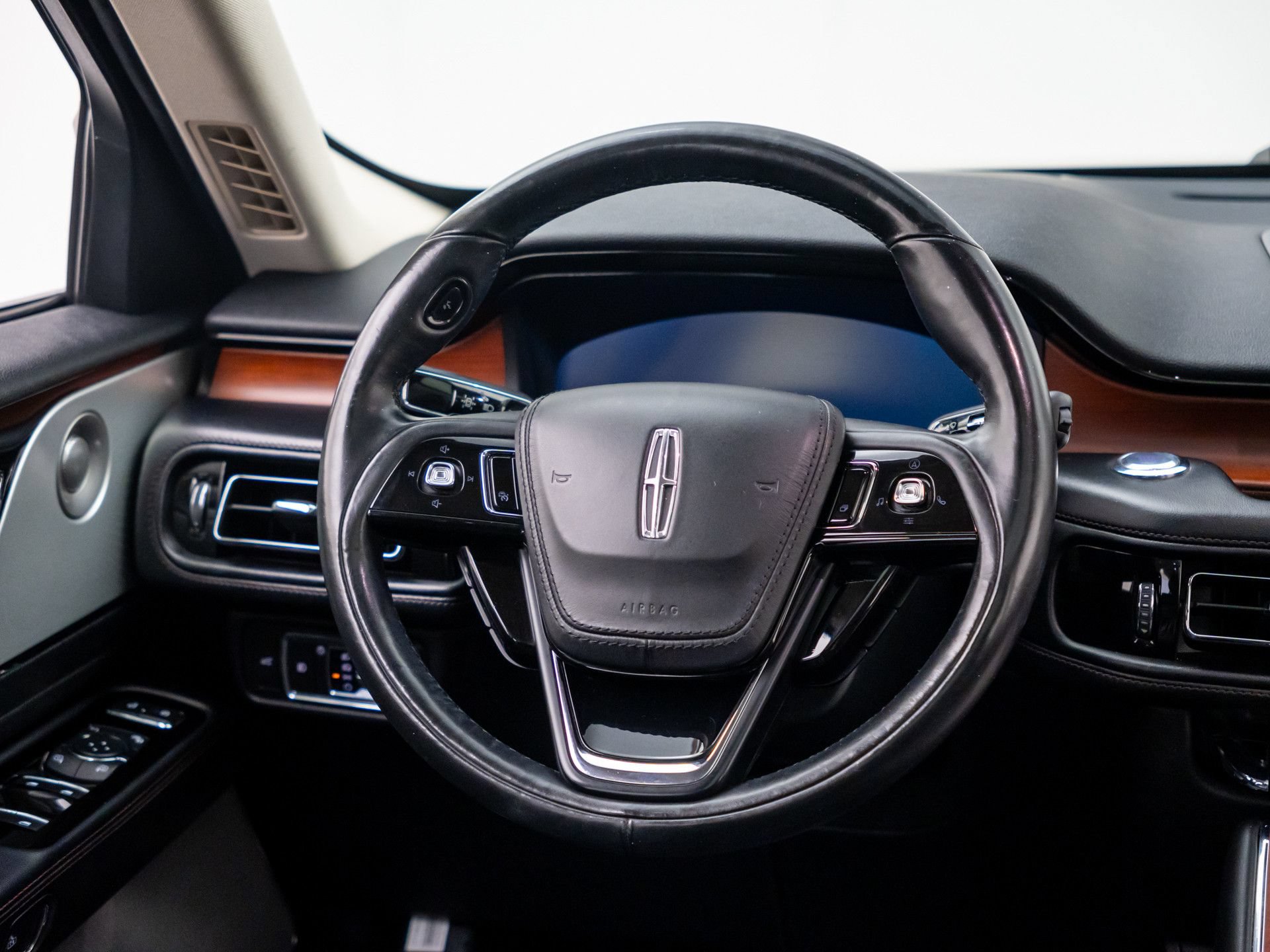 Used 2020 Lincoln Aviator Reserve w/ Equipment Group 202A AWD/4WD image 10