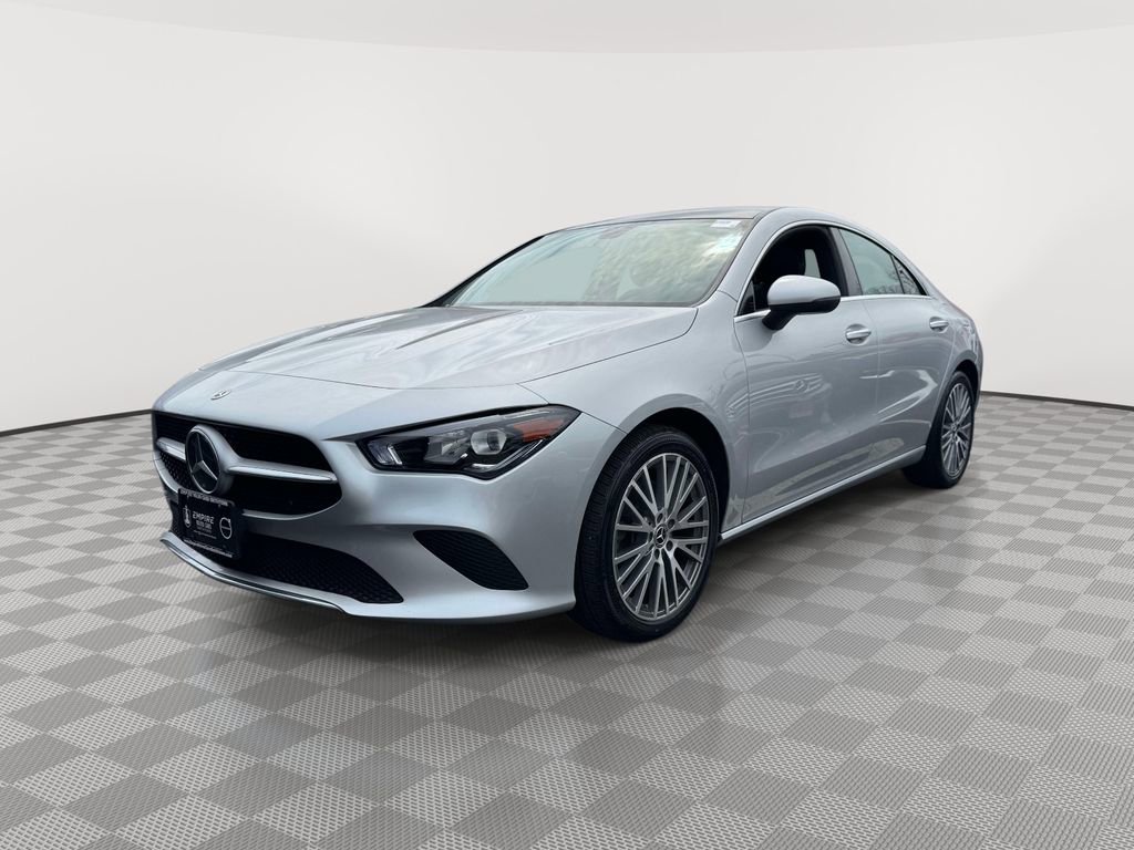 Used 2021 Mercedes-Benz CLA 250 4MATIC image 2