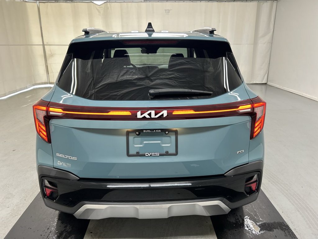 Used 2024 Kia Seltos EX AWD/4WD image 22
