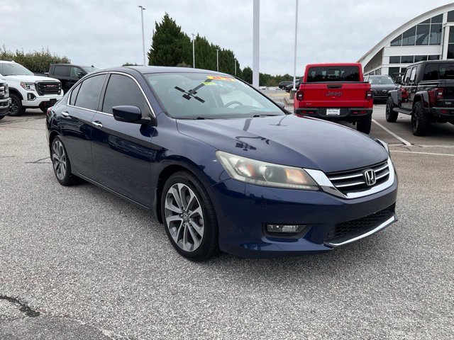Used 2015 Honda Accord Sport image 3