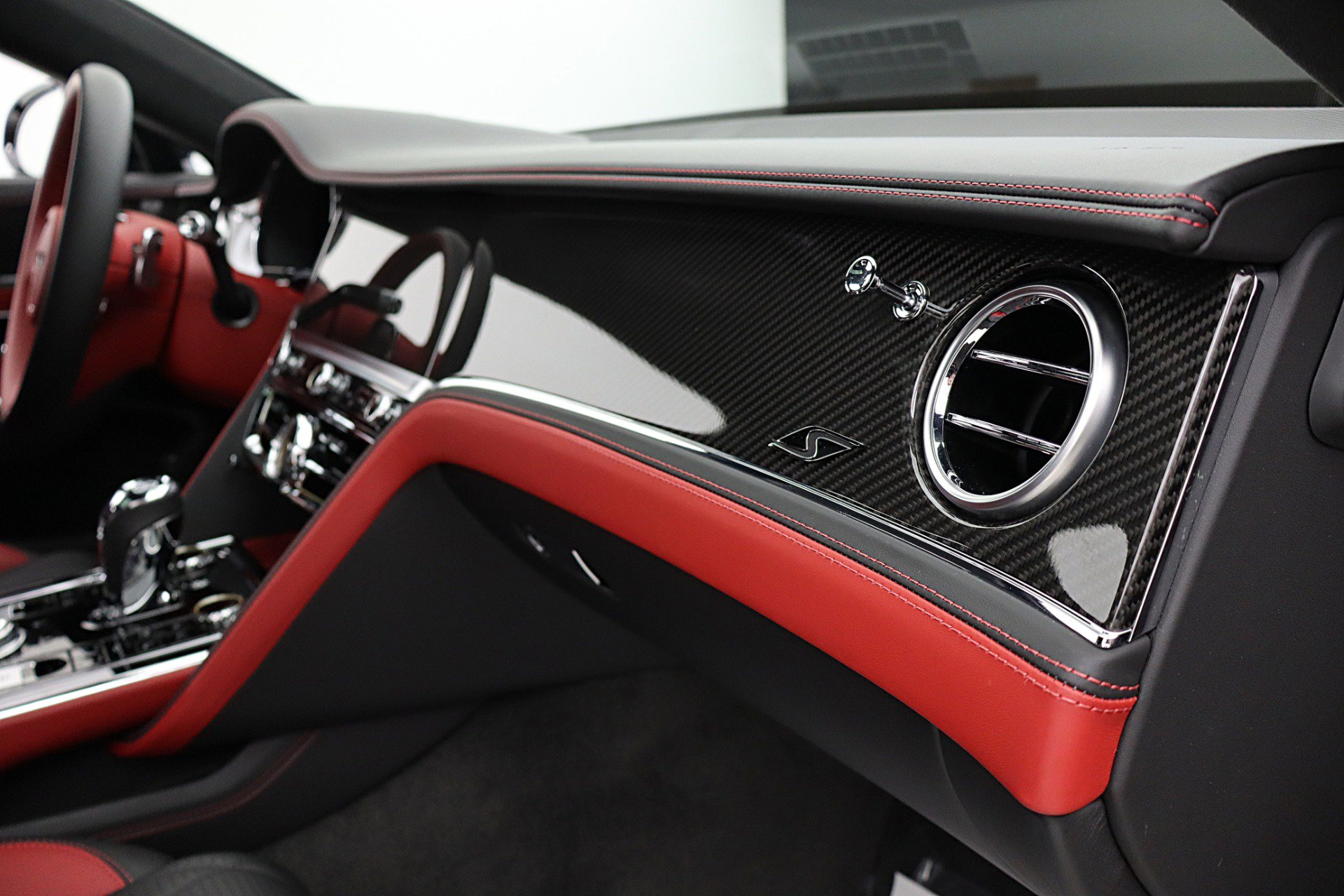 Certified 2023 Bentley Flying Spur S V8 AWD/4WD image 35