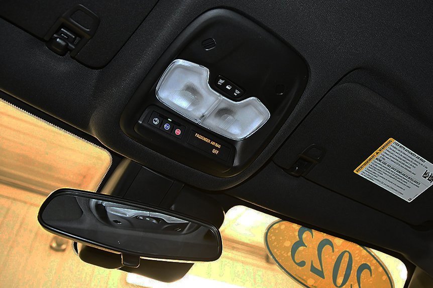 Used 2023 Chevrolet TrailBlazer ACTIV image 25