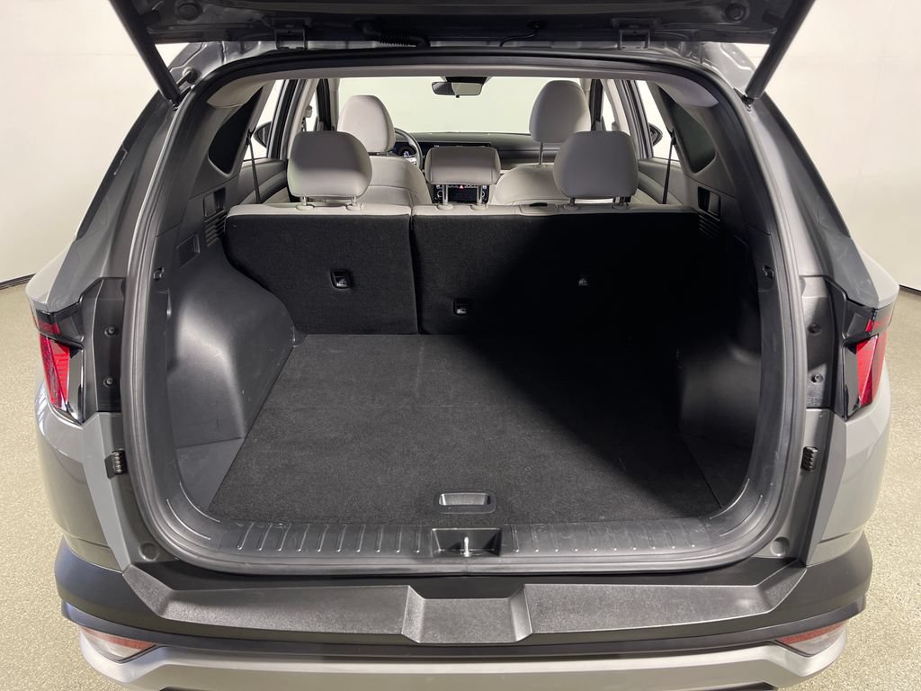 Used 2025 Hyundai Tucson SEL FWD image 10