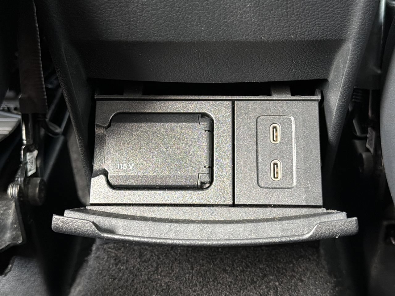 Used 2025 Mercedes-Benz GLA 250 image 22