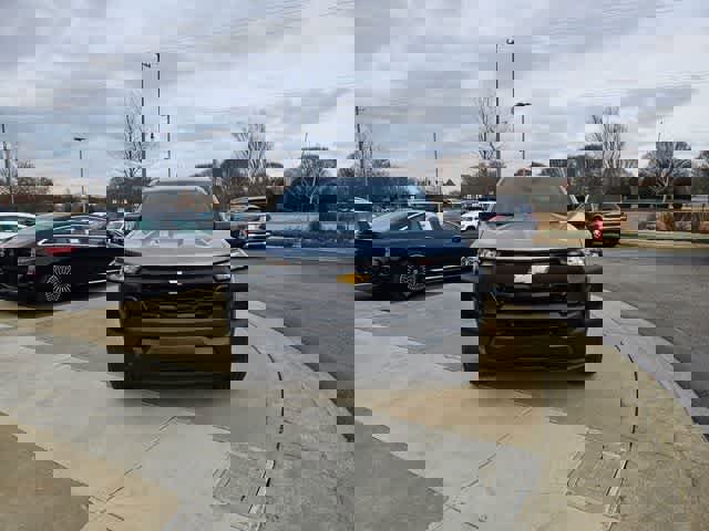 Used 2023 Chevrolet Colorado W/T image 5