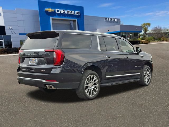 Used 2025 GMC Yukon XL Denali AWD/4WD image 25