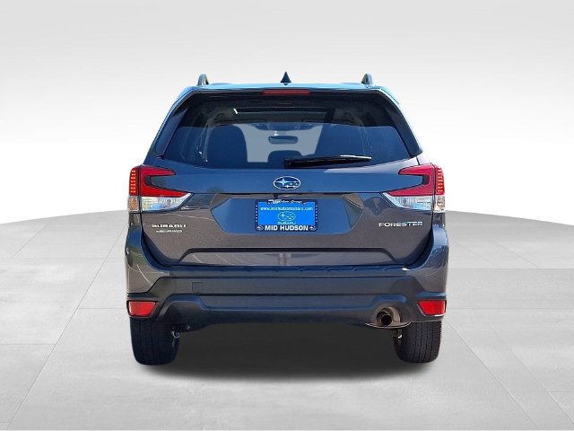 Used 2024 Subaru Forester Premium AWD/4WD image 5