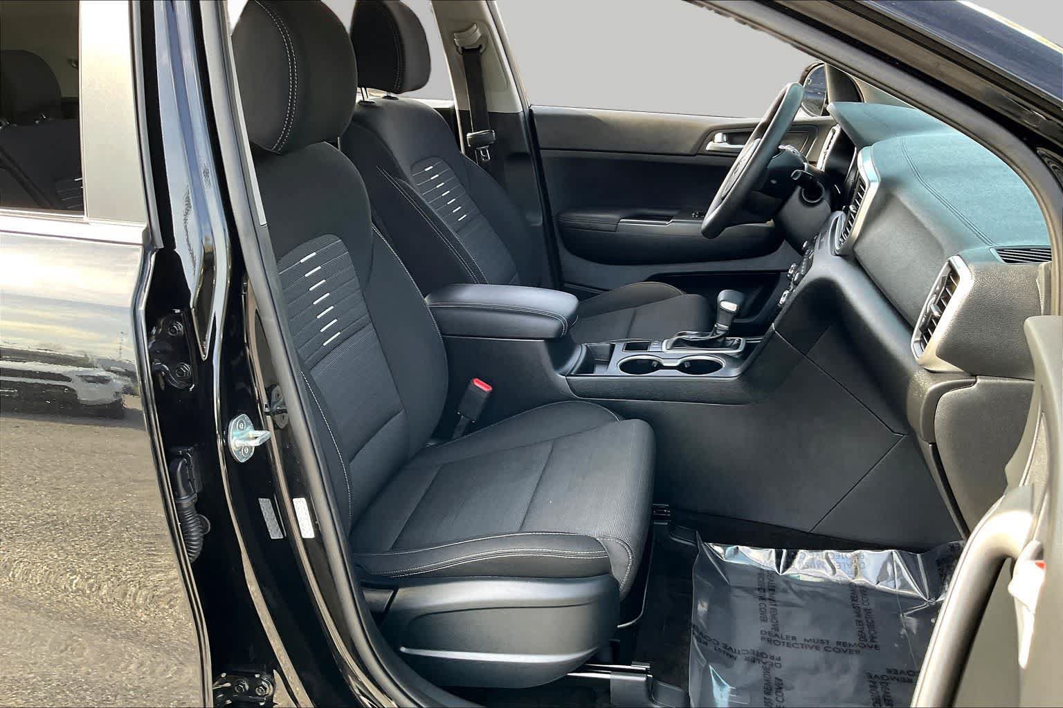 Used 2022 Kia Sportage LX w/ LX AWD Value Edition Package image 17