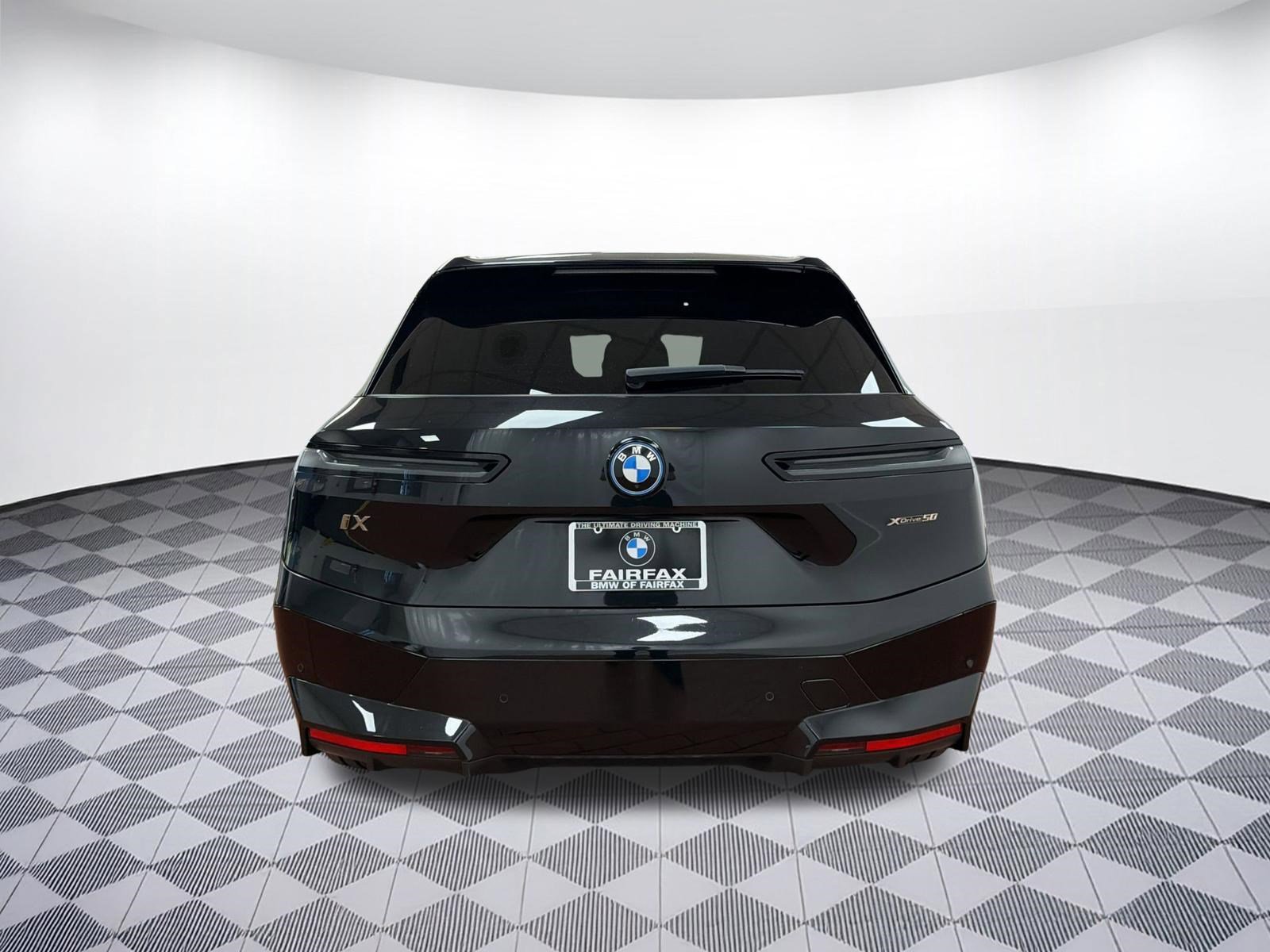 Certified 2023 BMW iX xDrive50 w/ Premium Package image 10