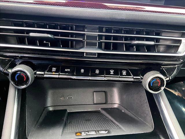 Certified 2024 Chevrolet Traverse RS image 24