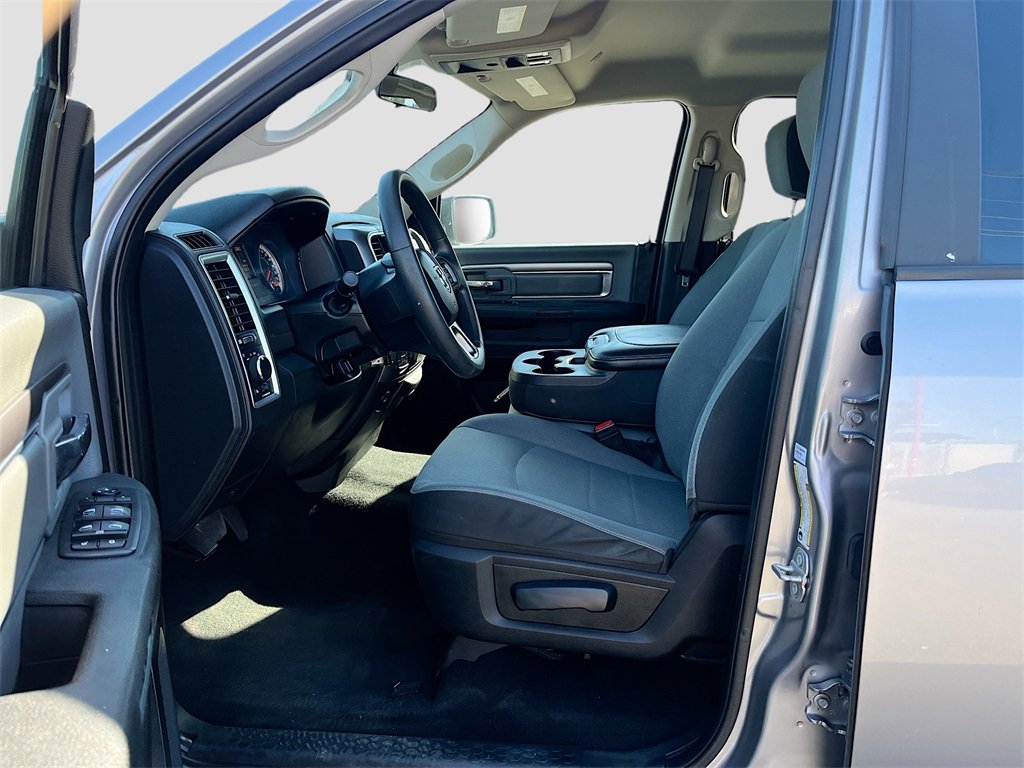 Used 2021 RAM 1500 Classic SLT image 20