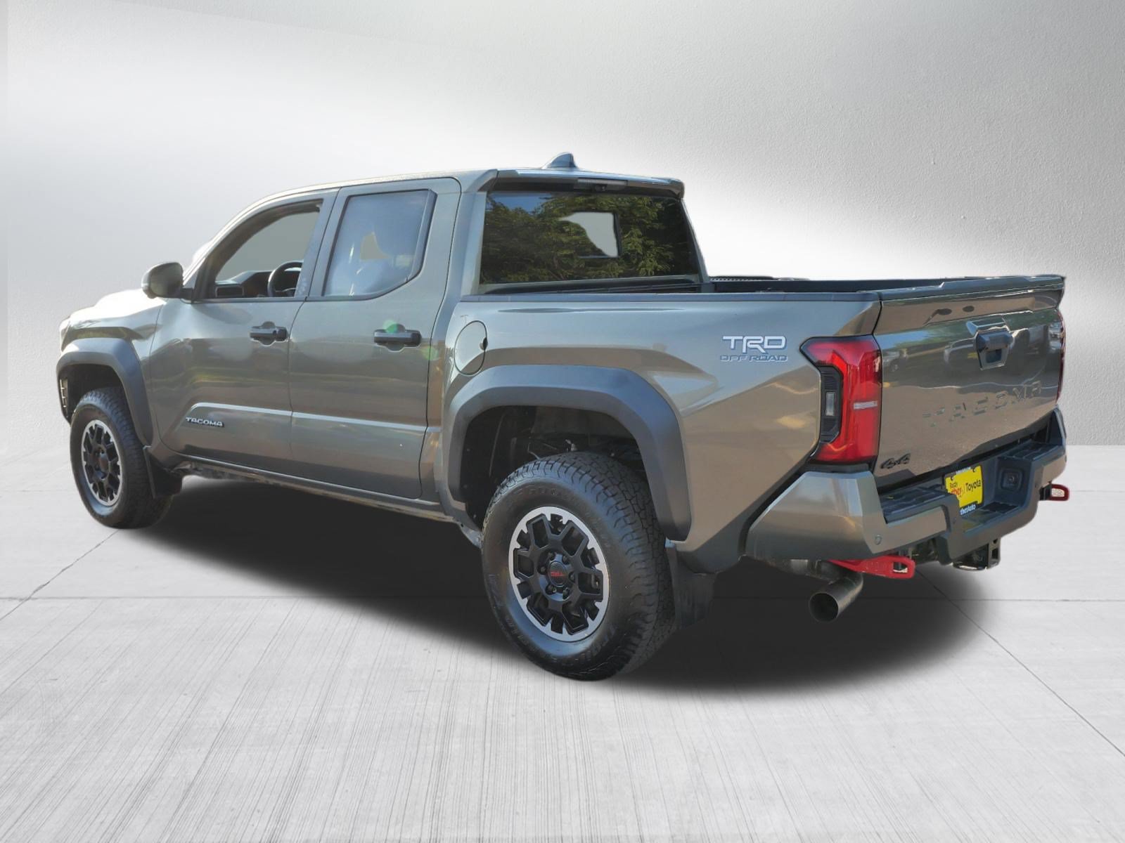 Used 2024 Toyota Tacoma TRD Off-Road w/ TRD Off Road Premium Package AWD/4WD image 5