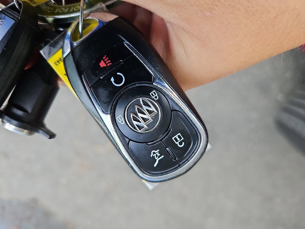 Used 2019 Buick Envision Essence AWD/4WD image 37