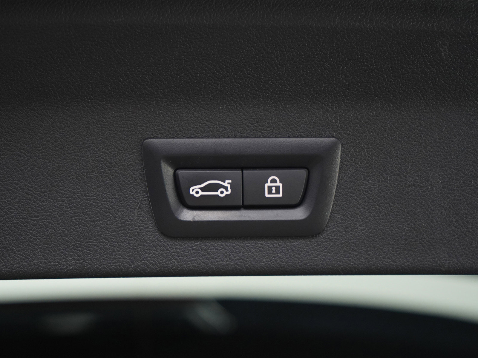 Used 2023 BMW X3 xDrive30i image 18