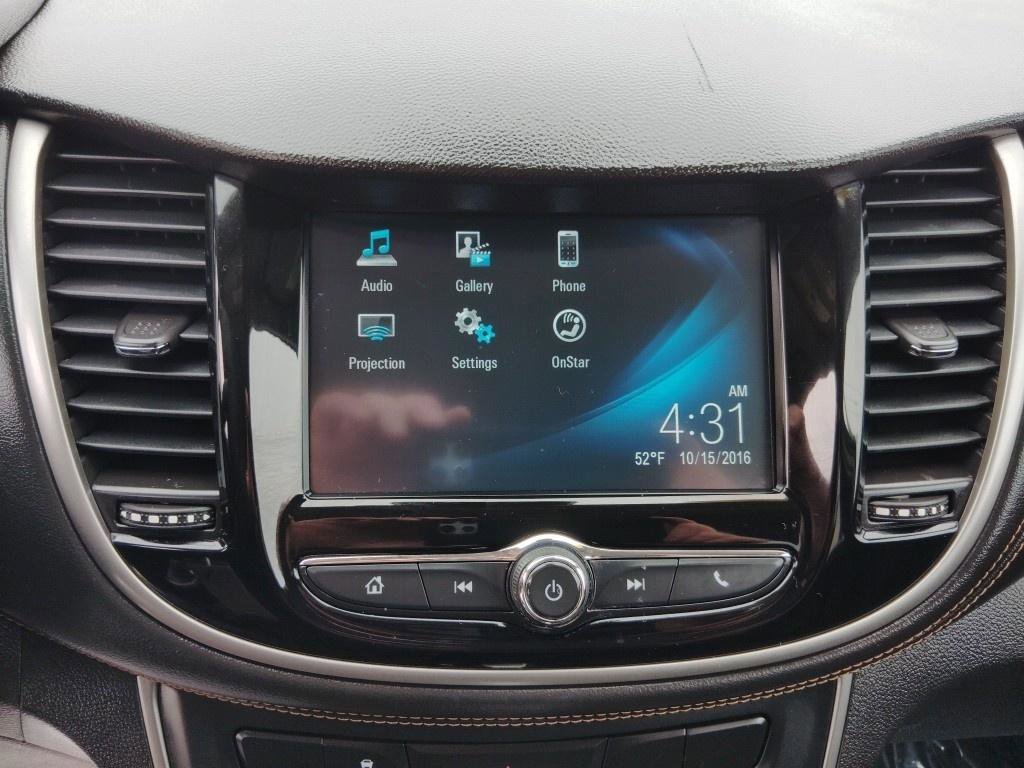 Used 2017 Chevrolet Trax LT image 19